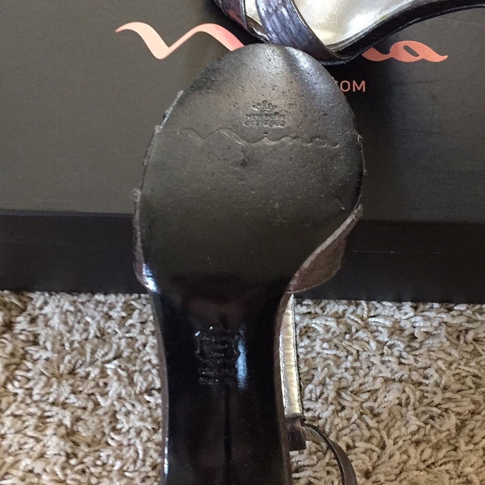 Sandal - Picture 4 of 7